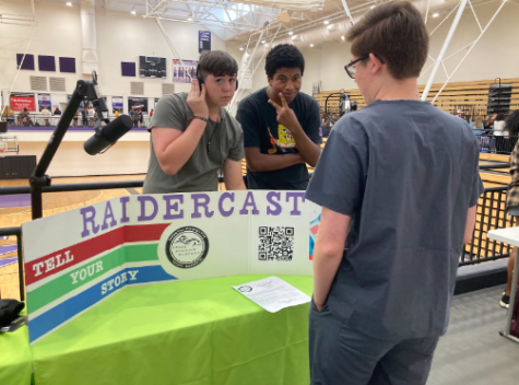 Students worked to promote RaiderCast at Clubapalooza (Photo by Emma Simmons)