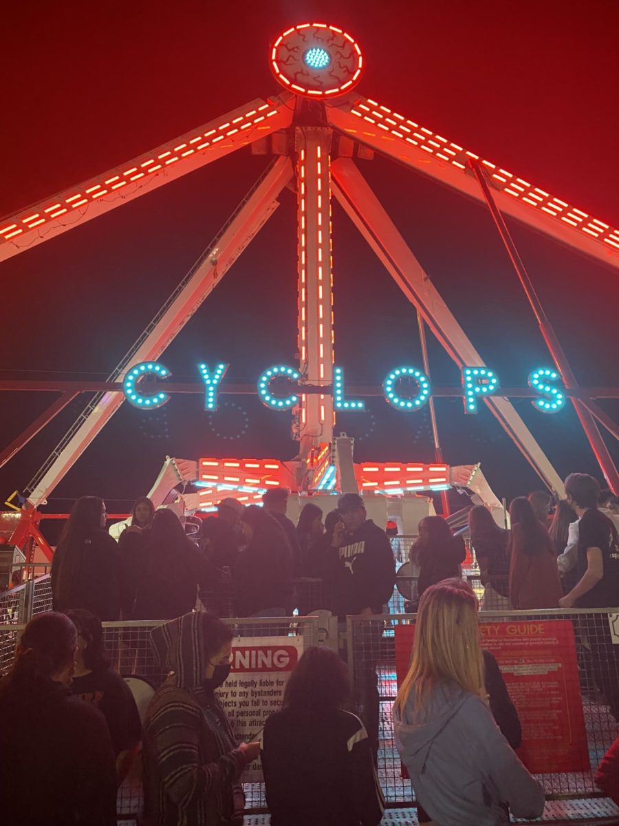 Popular Ride “Cyclops” at the Cumming Country Fair & Festival
