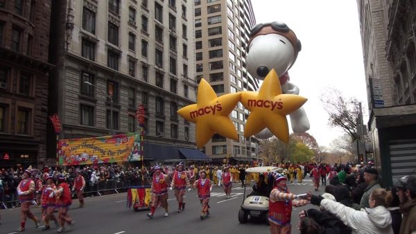 Macy’s Thanksgiving Day Parade (2010) ft. Snoopy