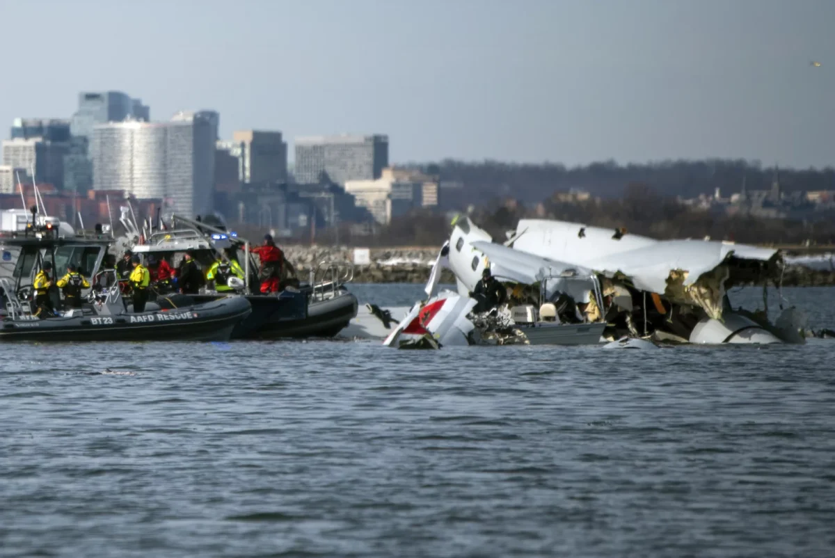 Air plane crash rescue in a river